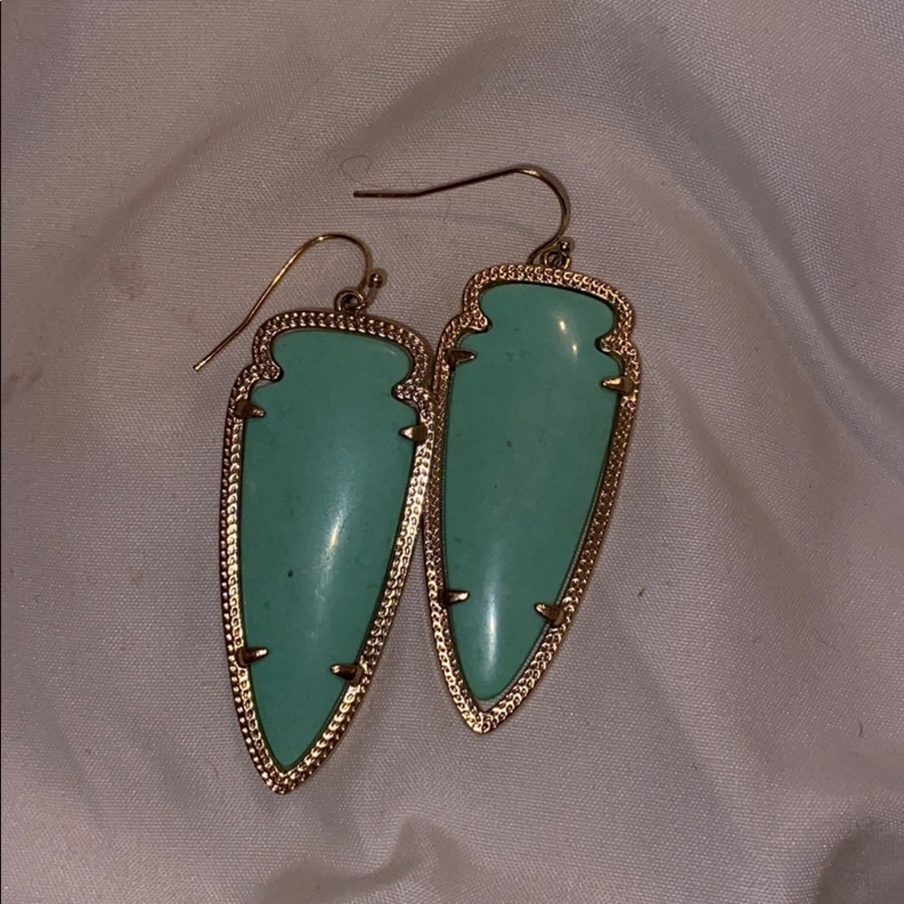Skylar Mint Green Kendra Scott earrings